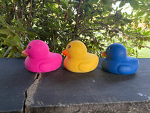 Load image into Gallery viewer, Jumbo Squishy Duck