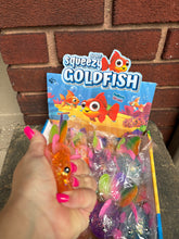 Load image into Gallery viewer, Fish Sugar Squish